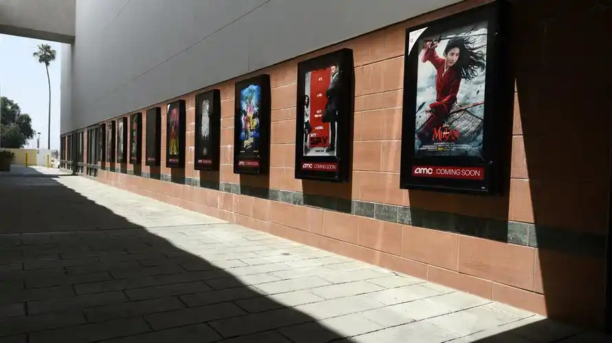 movie theaters implore studios: release the blockbusters