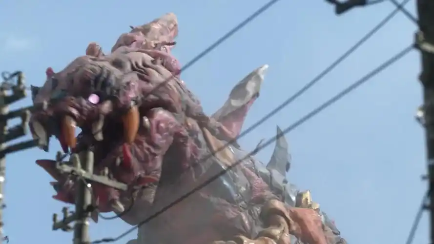 美利花牺牲自己去击败怪兽乌拉 小优最后冲进去也太感人了-动漫视频