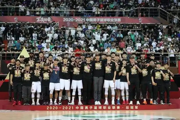 广东男篮加时胜辽宁 队史第11次夺得cba总冠军