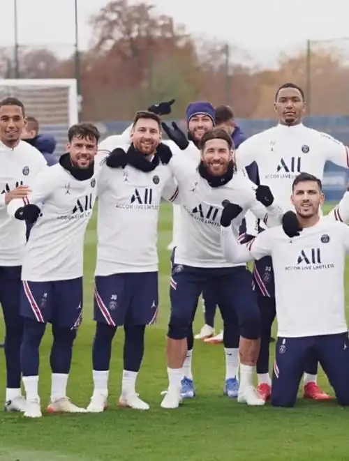 大巴黎这阵容,不拿一个欧冠天理不容啊!