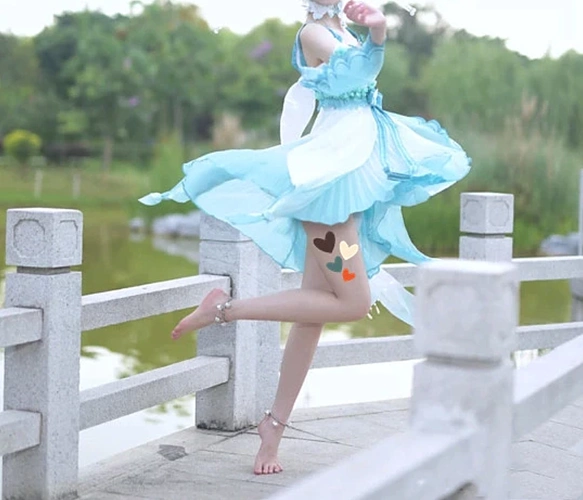 专业cos有多牛?看清她"会说话的脚",网友:我模仿不来!