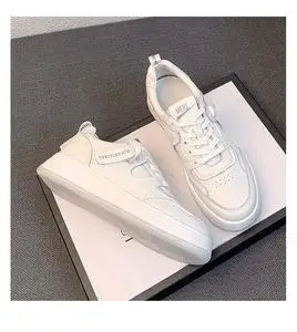 哥弟运动小白鞋子女ins潮2021新款春秋秋季平底休闲板鞋爆款单鞋