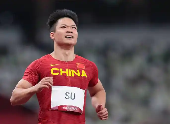 2021年8月1日,苏炳添在东京奥运会比赛中.新华社记者李钢摄