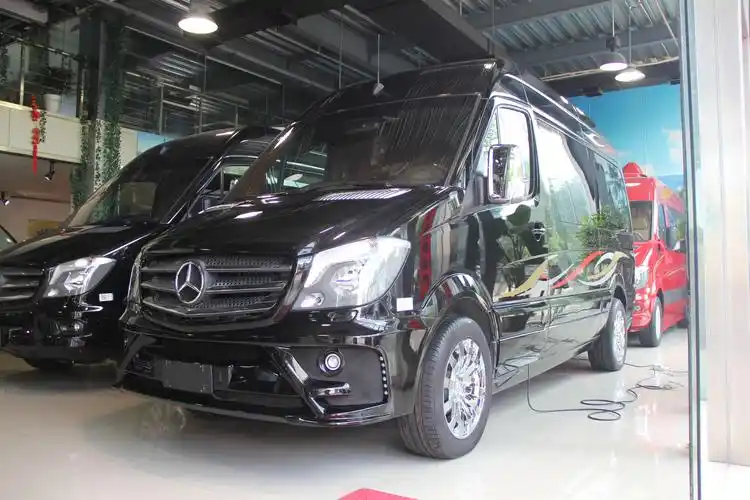 进口奔驰斯宾特324商务房车报价