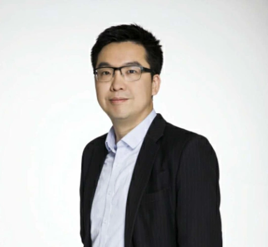 张腾(易小鲜 创始人)