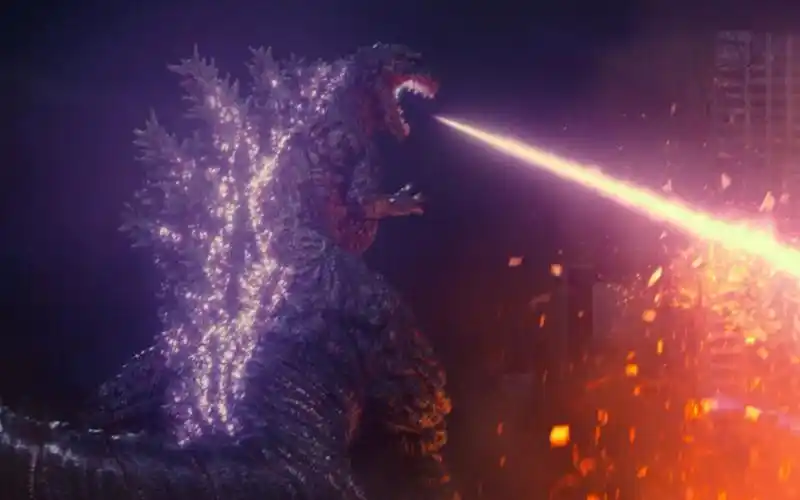 4分钟看完2016年的新哥斯拉哥斯拉发射激光烈焰把东京烧成了人间炼狱