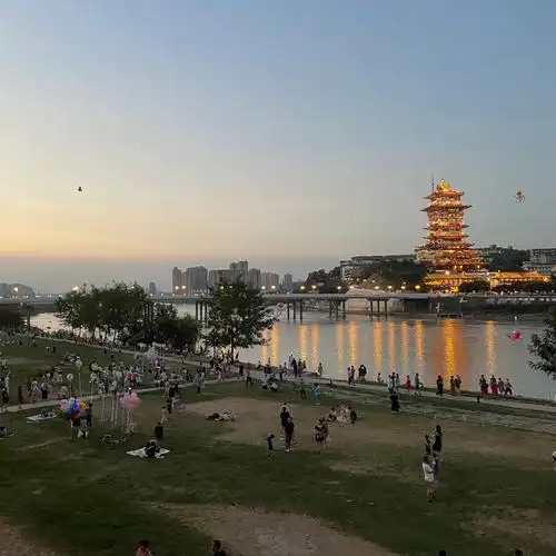 绵阳  #越王楼  #绵阳铁牛广场