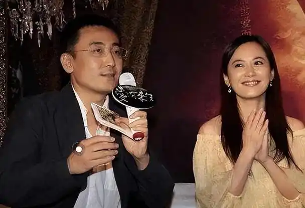 回顾俞飞鸿:身边追求者不断,不恋爱不结婚,一个人生活也很幸福