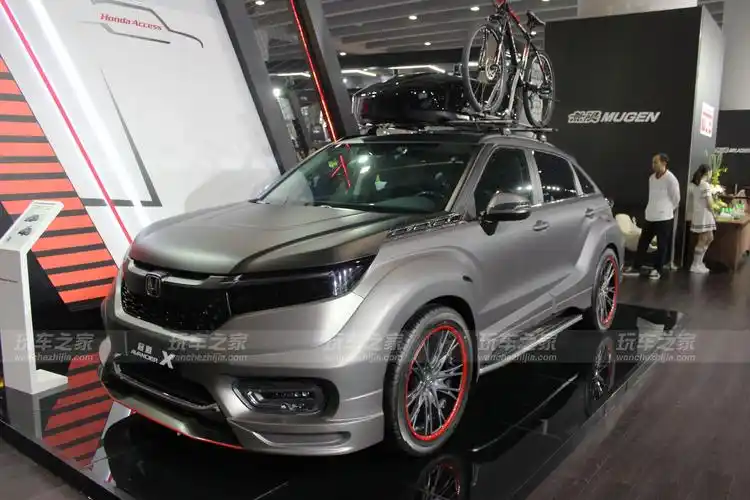 本田冠道x改装车实拍 宽体包围更显霸气