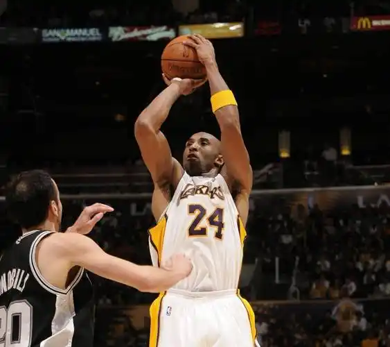 7%.虽然科比已经离去了,但是nba一直会有关于科比的传说.