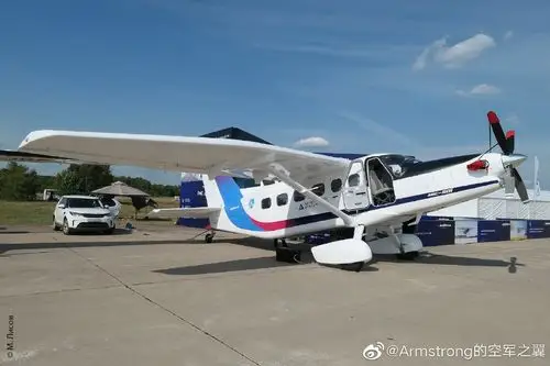 莫斯科航展上的贝加尔湖轻型多用途飞机