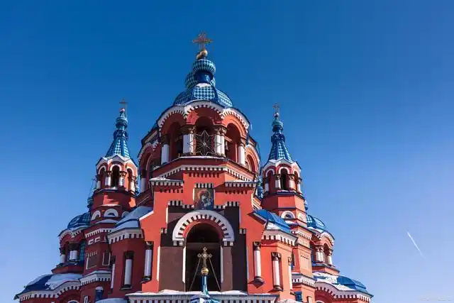 从东正教到苏维埃风格:探索俄罗斯宏伟建筑文化