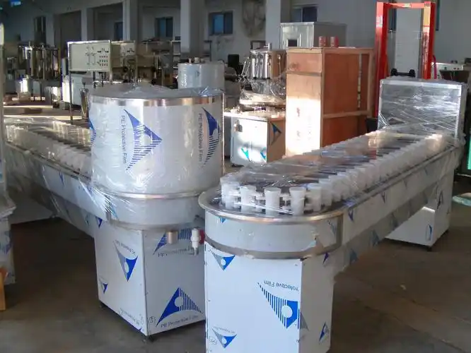 厂家直销高效洗瓶机 半自动冲瓶机 玻璃瓶刷瓶机多种功能