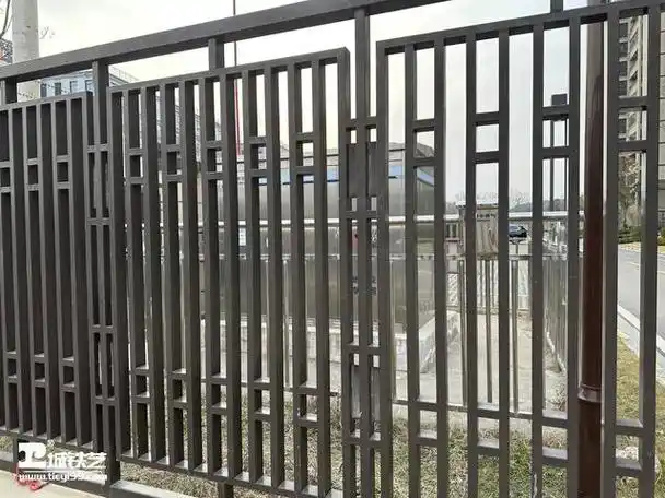 中式竹节花的铁艺围墙护栏tw2339-实景拍摄