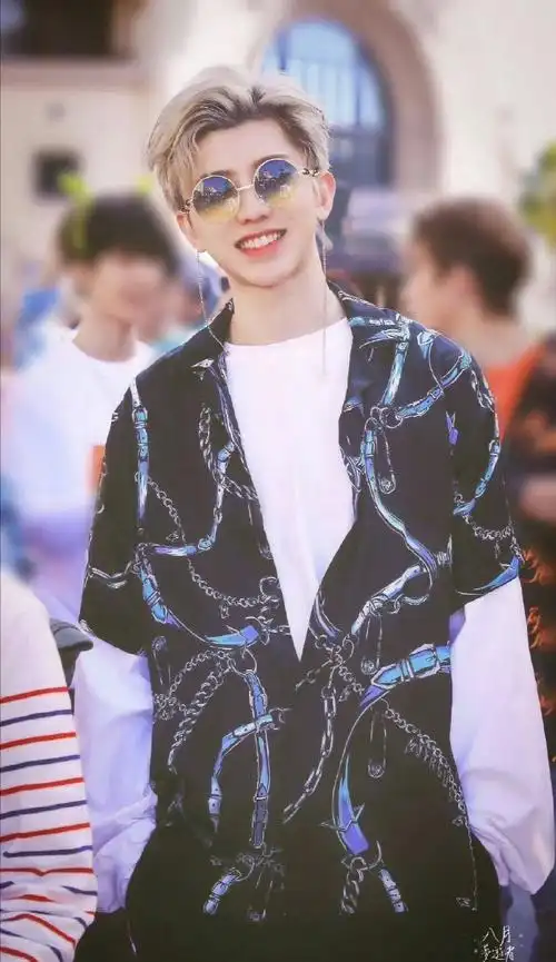 蔡徐坤超话  2024[我爱你]5.20[我爱你]5:20[我爱你]520快乐!