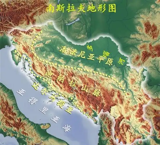 智利版图的形成是因为安第斯山脉的阻隔,安第斯山脉位于南美洲的西岸