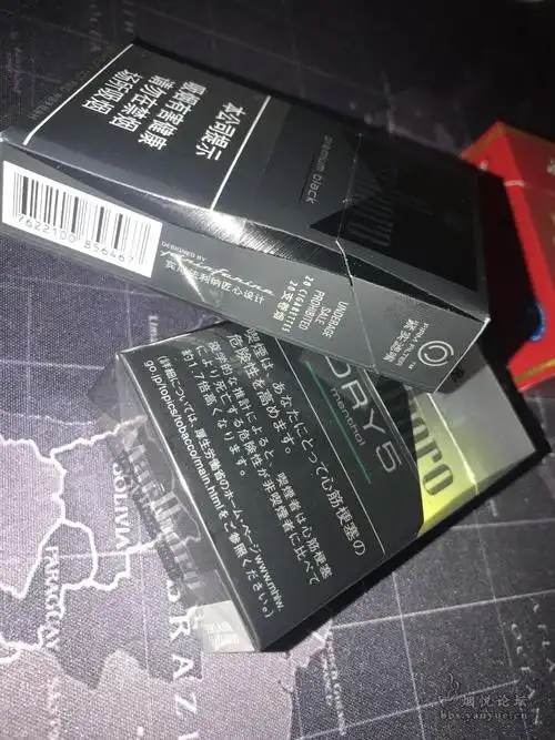 万宝路顶级黑万2019款(黑睿)