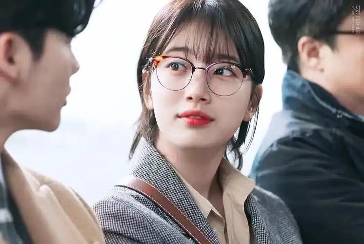 郑素敏和裴秀智好像啊