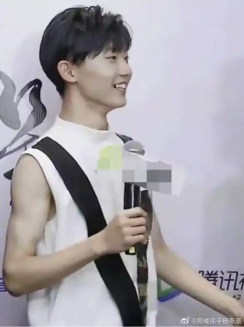 好家伙马嘉祺这肌肉