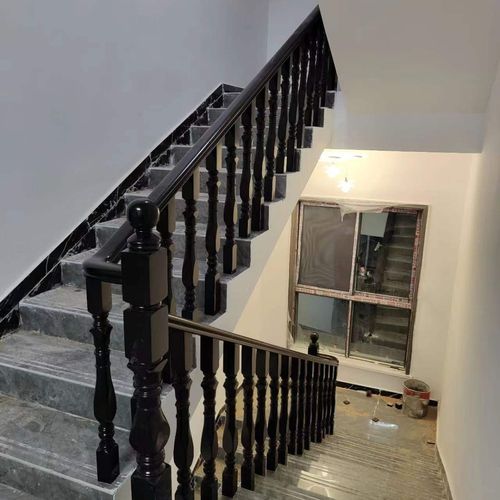 厂家直销实木楼梯护栏实木扶手实木栏杆实木立柱阳台飘窗护栏