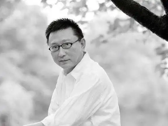 《扬子江》头条诗人柏桦,又是重复罗列,这就是好诗?