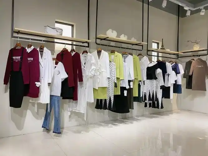 特卖女装货源批发丽丝雅秋季女装工厂折扣店大码女装货源