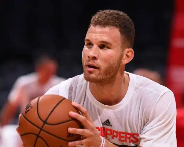 33岁的格里芬至今无人问津,失去了飞天遁地的能力后的无奈