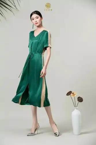 韦小宝杭州丝绸:经典不止既往,时尚不限当下