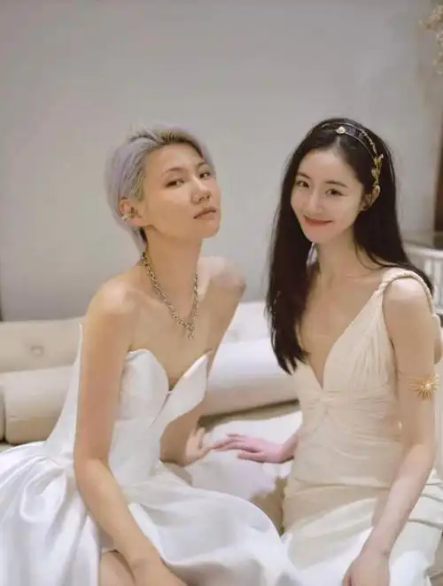 歌手火风力挺儿子声称霍尊从小善良反遭网友吐槽