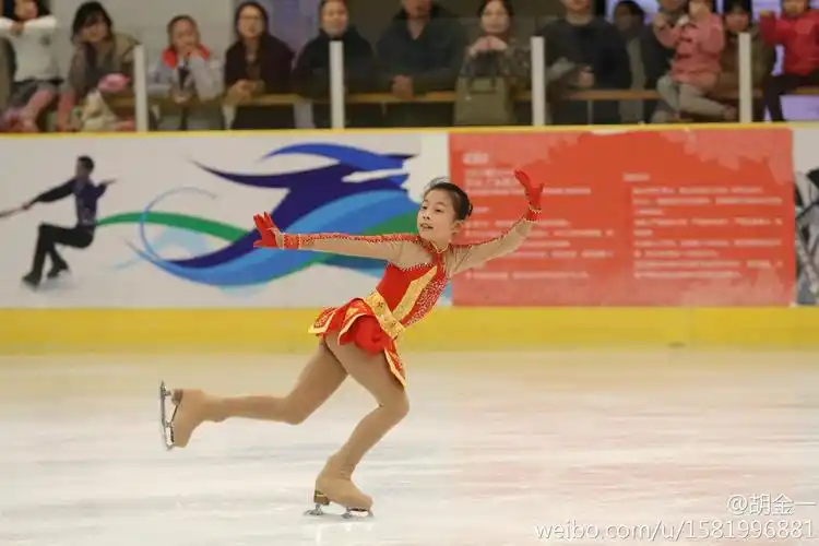 11月23日,24日,#全国花样滑冰少年系列赛北京站# 在北京华润五彩城