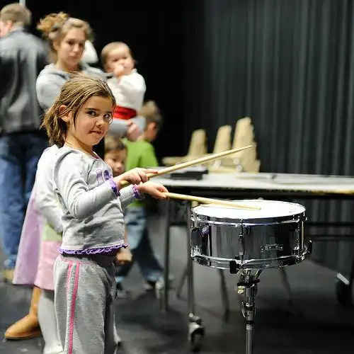 the flute was causing dissonance because it kept squeaking