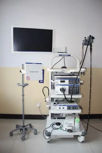 奥林巴斯290电子胃,肠镜堪称世界一流 目前我院在全市独家拥有