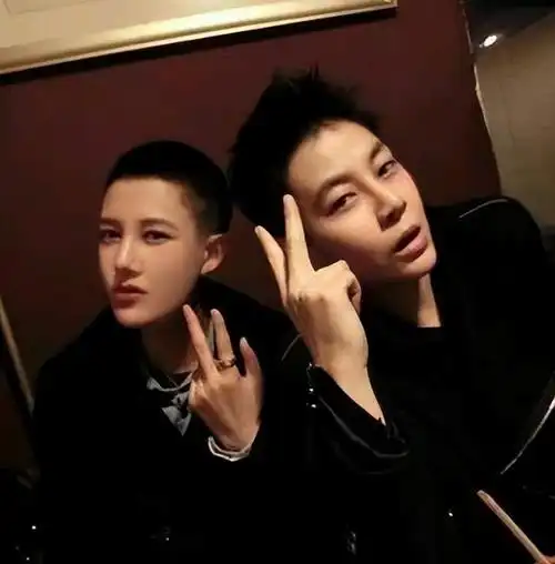 和阿娇传绯闻的皇甫圣华:曾多次陷三角恋,郭碧婷为她做"小三"?