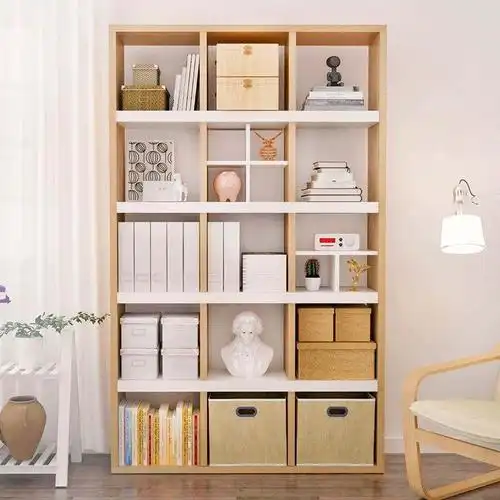 并且我们使用的时候也不太方便,所以在我们的家庭中都会准备储物架