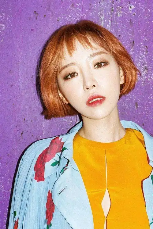 圆脸女人头发别乱剪,夏天选对这3款短发发型,好显脸小好减龄!