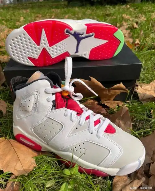 一双百搭的aj6兔八哥airjordan6hare兔八哥