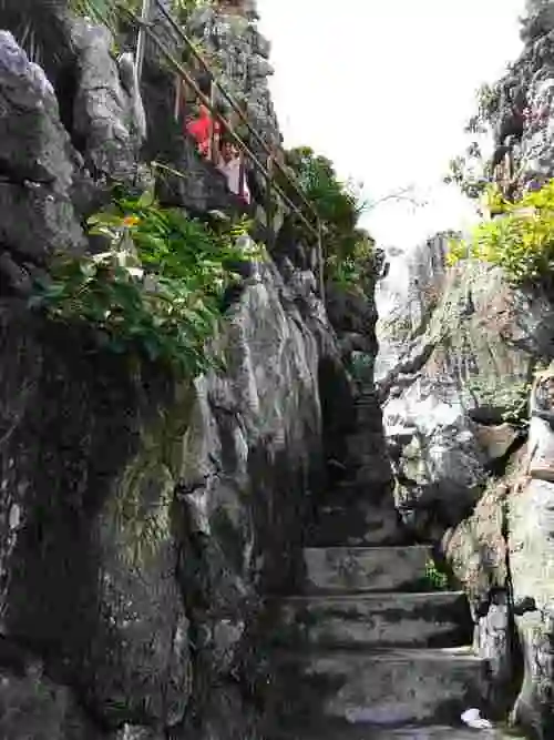 黄山大竹海景区和崆峒岩风景区哪个更好玩