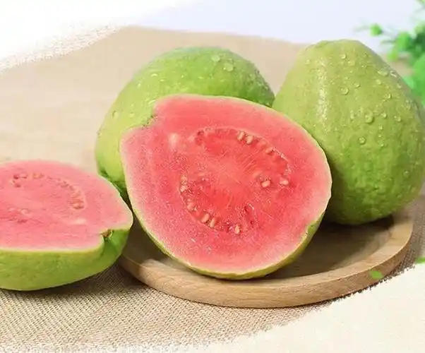 番石榴在中国台湾,泰国等亚热带地区 是很受欢迎的减重水果 低糖