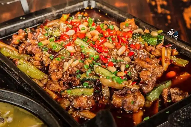 2.9折!39.9元就能吃原价136元碳烤牛蛙套餐!