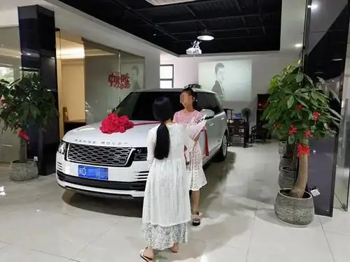 据小编了解到,其实车主王先生早在17年5月来厦门好车在线,就相中路虎