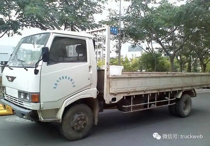 90年代最常见的日系中卡 日野fc系列卡车资料样本回顾