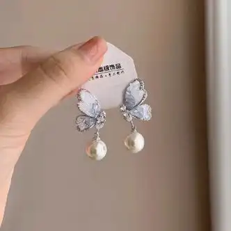 oah水晶渐变蝴蝶珍珠耳环女耳钉新款耳坠小众轻奢感耳饰银色水晶蓝