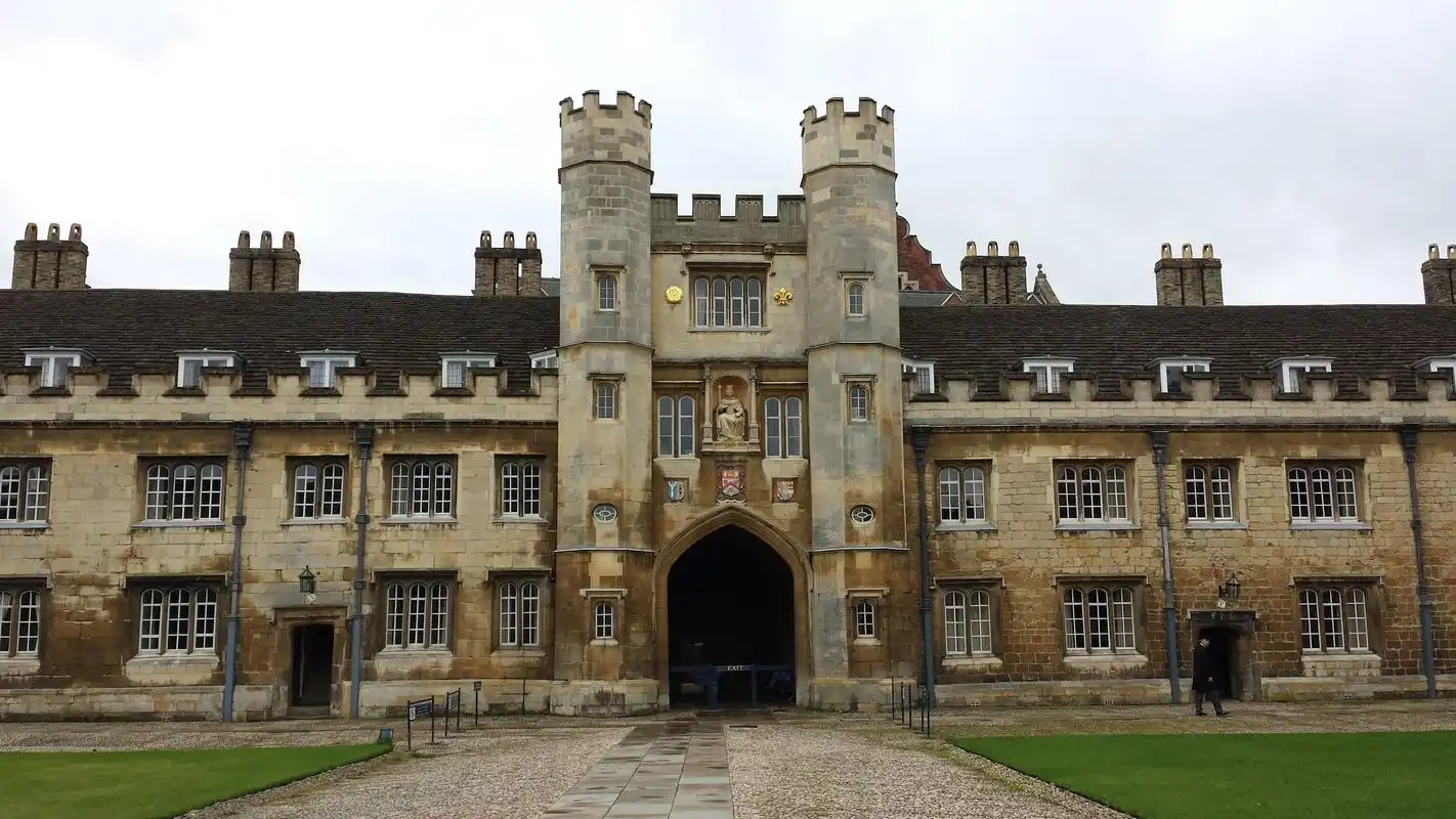 【携程攻略】剑桥三一学院适合朋友出游旅游吗,三一学院朋友出游景点