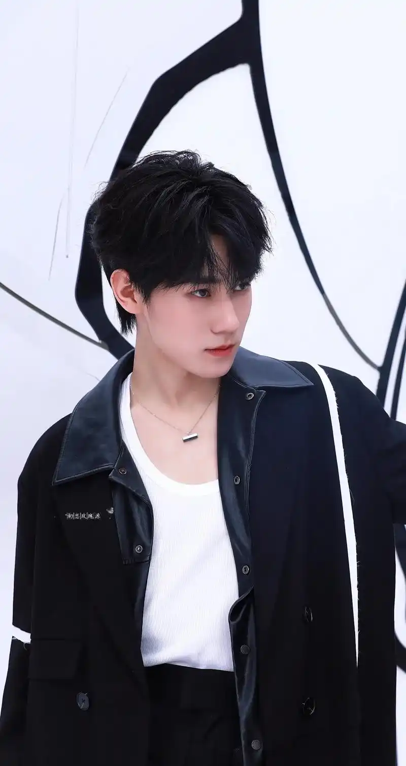 张真源神仙壁纸.