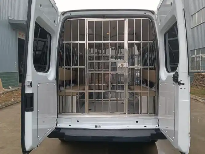 内蒙古囚车检察院囚车福特v348囚车15人座现车配置