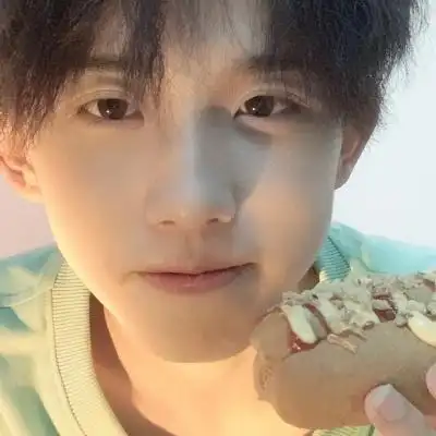 小清新文艺范男生头像