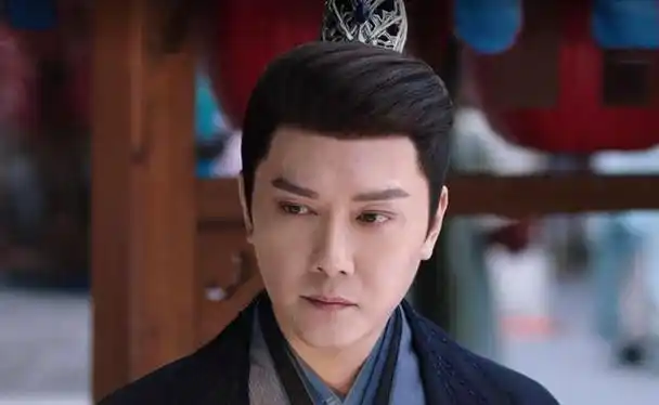 脸色苍白,配音油腻,冯绍峰你要不看看自己演了个啥