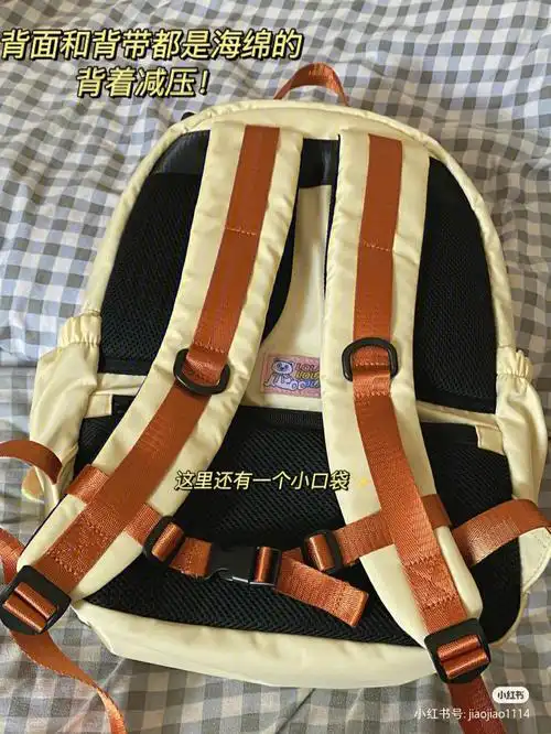 lola家的双肩包太温柔太好看了这个布料是防水面料 颜色真的太好看了!