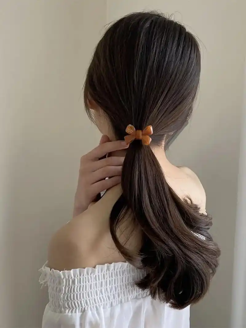 自带高级感的蝴蝶结发圈终于找到了.