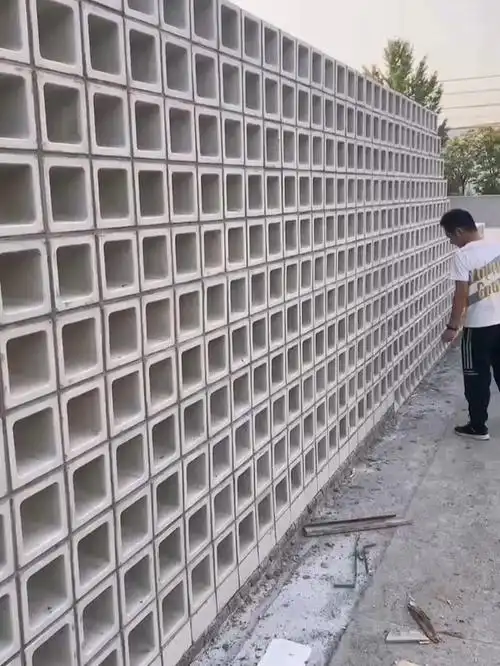 空心砖墙